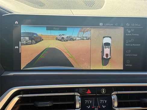 Used 2022 BMW X7 xDrive40i w/ M Sport Package image 9