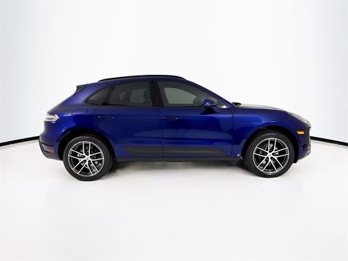 New 2026 Porsche Macan image 8