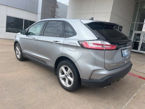 Used 2020 Ford Edge SE image 7