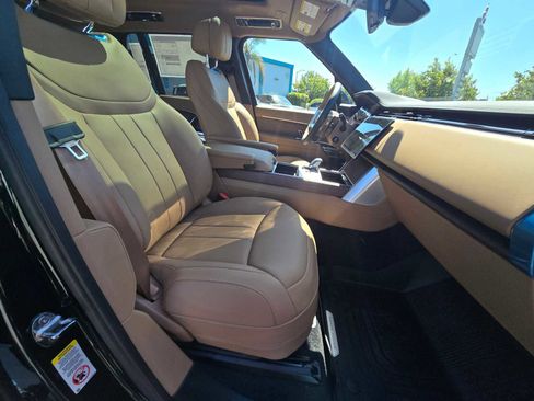 New 2026 Land Rover Range Rover SE AWD/4WD image 11