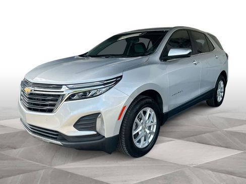 Used 2022 Chevrolet Equinox LT AWD/4WD image 1