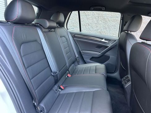 Used 2016 Volkswagen GTI Autobahn w/ Lighting Package (SEL) image 11