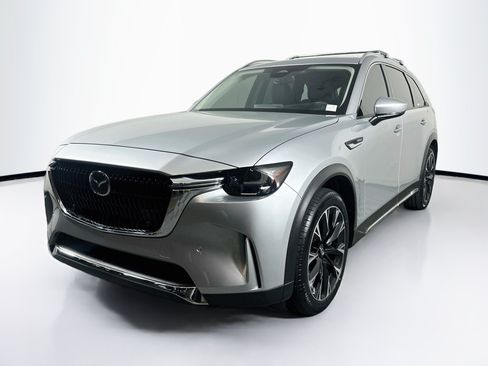 Used 2024 MAZDA CX-90 Plug-In Hybrid w/ Premium Pkg AWD/4WD image 3