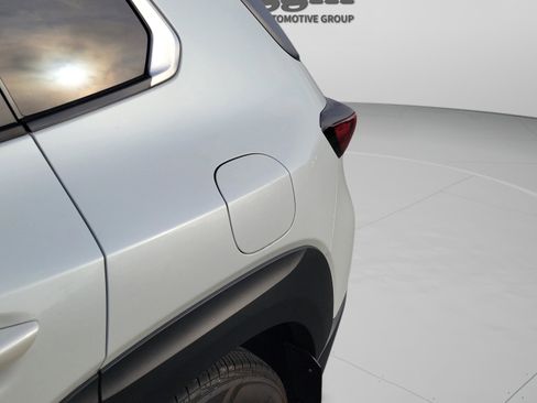 Used 2025 MAZDA CX-50 AWD 2.5 S w/ Weather Package image 26