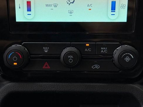 Used 2025 Ford Ranger XLT w/ Trailer Tow Package image 17