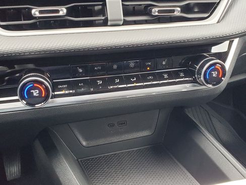 New 2026 Chevrolet Equinox LT image 21