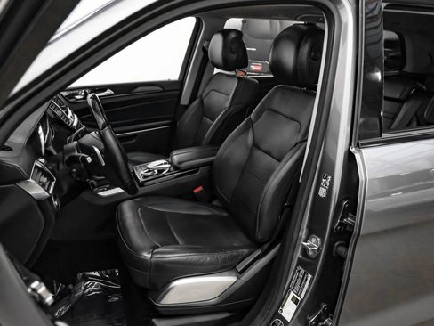 Used 2018 Mercedes-Benz GLS 550 4MATIC image 23