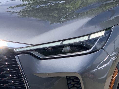 Used 2024 INFINITI QX60 Luxe w/ Vision Package AWD/4WD image 6