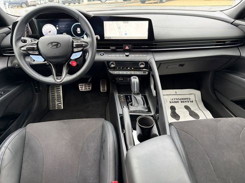Used 2025 Hyundai Elantra N image 22