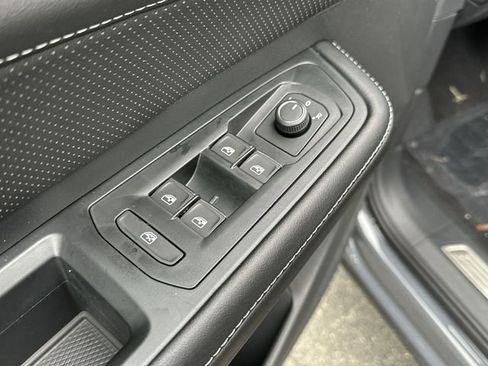 New 2026 Volkswagen Atlas Cross Sport SE image 15