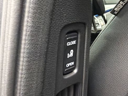Used 2023 Honda Odyssey Touring image 19