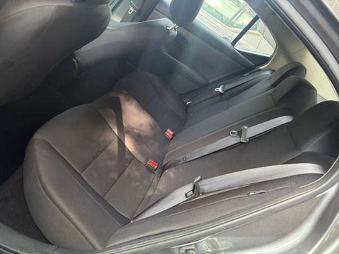 Used 2025 Nissan Sentra S FWD image 38