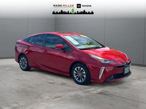 Certified 2022 Toyota Prius Limited w/ Premium Convenience Package image 7