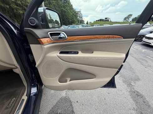 Used 2013 Jeep Grand Cherokee Overland w/ Advance Technology Group RWD image 22