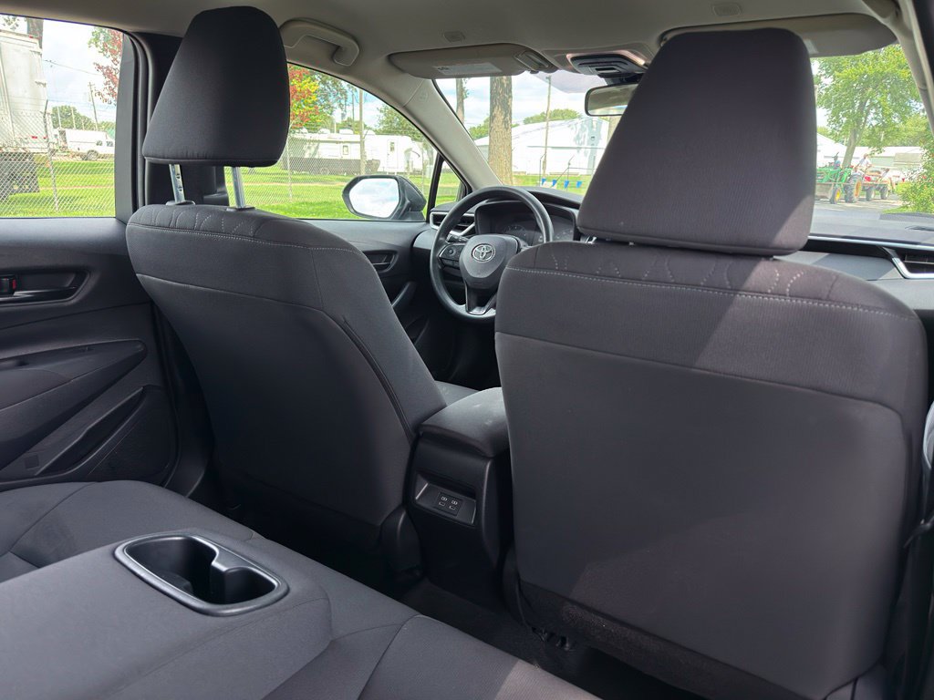 Used 2024 Toyota Corolla LE FWD image 27