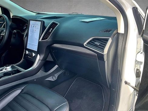 Certified 2024 Ford Edge SEL w/ Convenience Package image 13