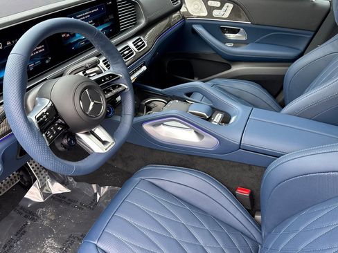 Used 2026 Mercedes-Benz GLE 53 AMG 4MATIC Coupe image 4