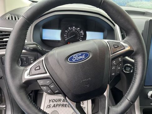 Certified 2022 Ford Edge SEL w/ Convenience Package image 9
