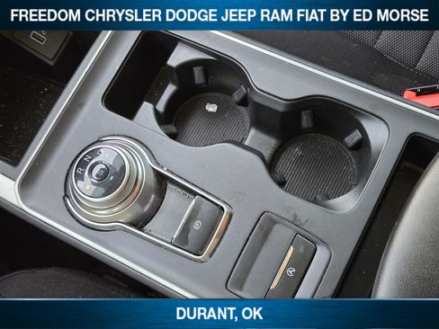 Used 2024 Ford Edge SE w/ Black Appearance Package AWD/4WD image 14