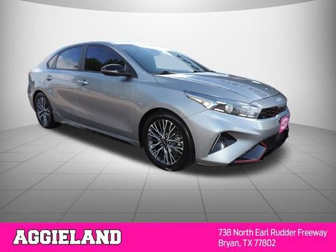 Used 2024 Kia Forte GT-Line w/ GT-Line Premium Package FWD image 3