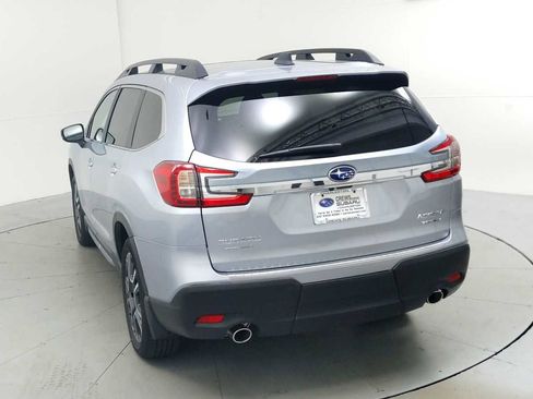 New 2025 Subaru Ascent Limited image 8