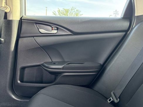 Used 2020 Honda Civic EX image 19