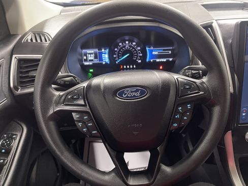 Used 2022 Ford Edge SE image 30