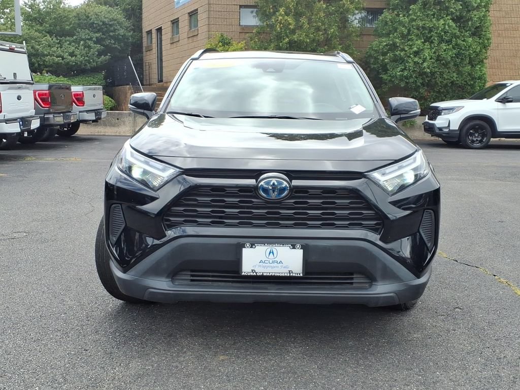 Used 2024 Toyota RAV4 XLE w/ Convenience Package AWD/4WD image 3