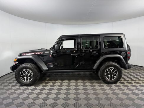 Certified 2024 Jeep Wrangler Unlimited Rubicon AWD/4WD image 10