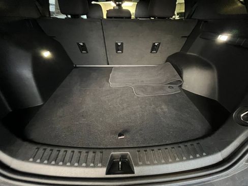 Used 2025 Chevrolet Equinox LT image 31