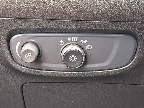 Used 2024 Buick Encore GX Preferred w/ Comfort Package FWD image 25