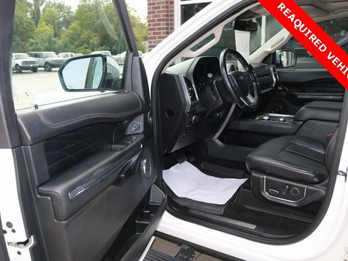 Used 2020 Ford Expedition Max Platinum image 30
