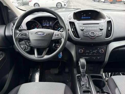 Used 2018 Ford Escape SE FWD image 8