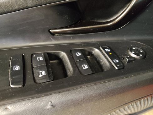 Used 2025 Hyundai Elantra Sport FWD image 27