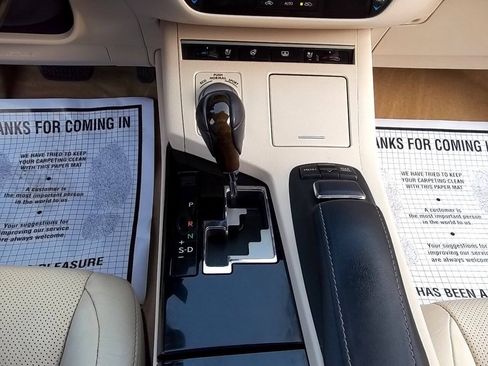Used 2013 Lexus ES 350 w/ Luxury Pkg FWD image 26