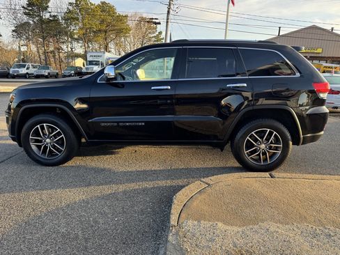 Used 2018 Jeep Grand Cherokee Limited w/ Luxury Group II AWD/4WD image 5