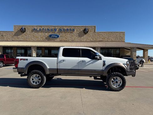 Used 2022 Ford F250 King Ranch w/ King Ranch Ultimate Package image 4