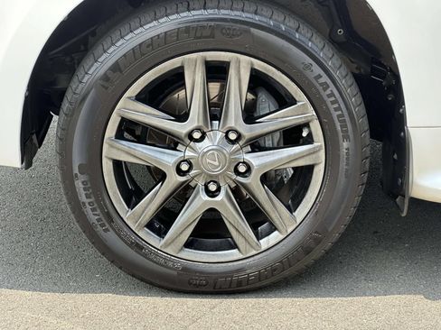 Used 2015 Lexus LX 570 4WD w/ Luxury Package image 7