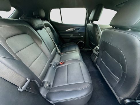 Used 2024 Chevrolet Equinox EV LT FWD image 29