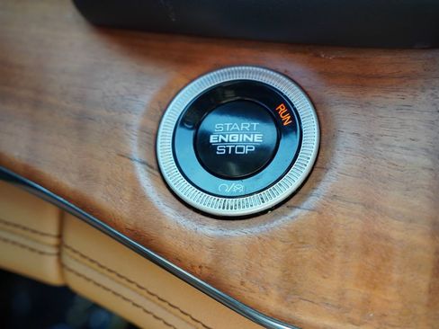 Certified 2024 Jeep Grand Cherokee L Summit AWD/4WD image 38