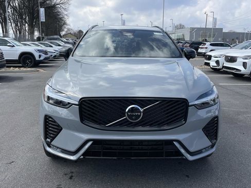 New 2026 Volvo XC60 B5 Plus w/ Protection Package Premier image 2