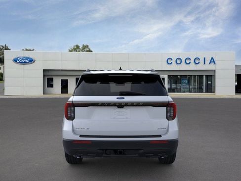New 2026 Ford Explorer Active image 5