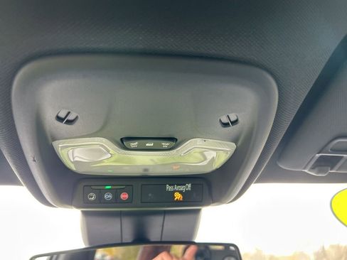 Used 2024 Chevrolet Colorado Trail Boss w/ Advanced Trailering Package image 15