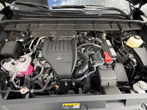 Certified 2026 Toyota Highlander XLE AWD/4WD image 6