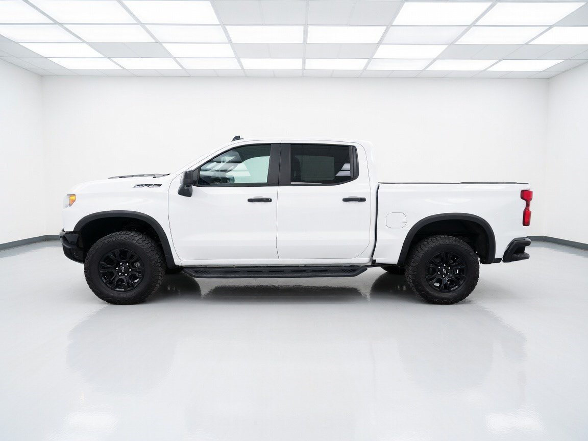 Used 2025 Chevrolet Silverado 1500 ZR2 w/ Technology Package AWD/4WD image 24
