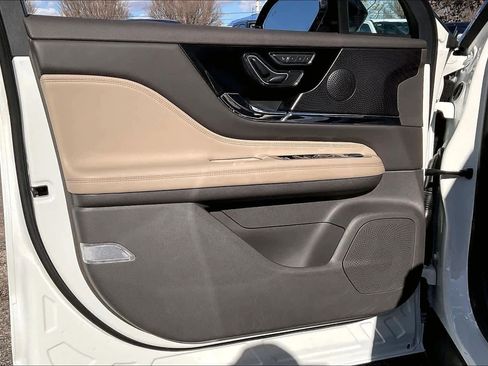 Used 2024 Lincoln Corsair Grand Touring w/ Equipment Group 301A image 27