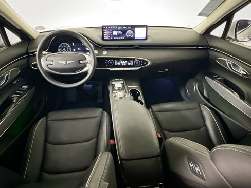 Used 2023 Genesis GV70 2.5T w/ Advanced Package AWD/4WD image 30