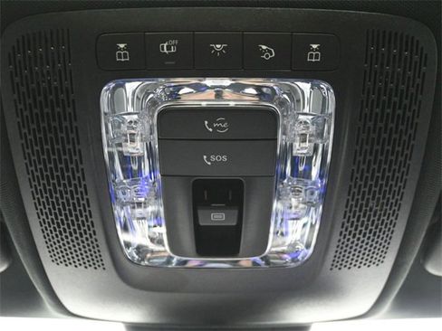 Used 2023 Mercedes-Benz CLA 250 4MATIC image 18