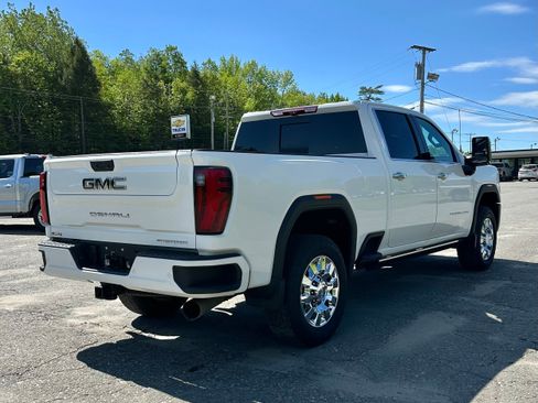 Used 2025 GMC Sierra 2500 Denali Ultimate AWD/4WD image 3
