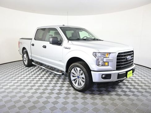 Used 2017 Ford F150 XL w/ Equipment Group 101A Mid AWD/4WD image 10